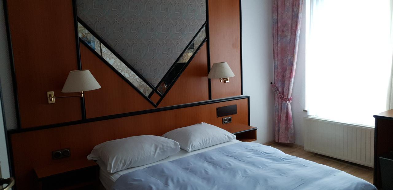 Hotel Zur Post Dabringhausen - Contactless Self Check-In Wermelskirchen Ngoại thất bức ảnh